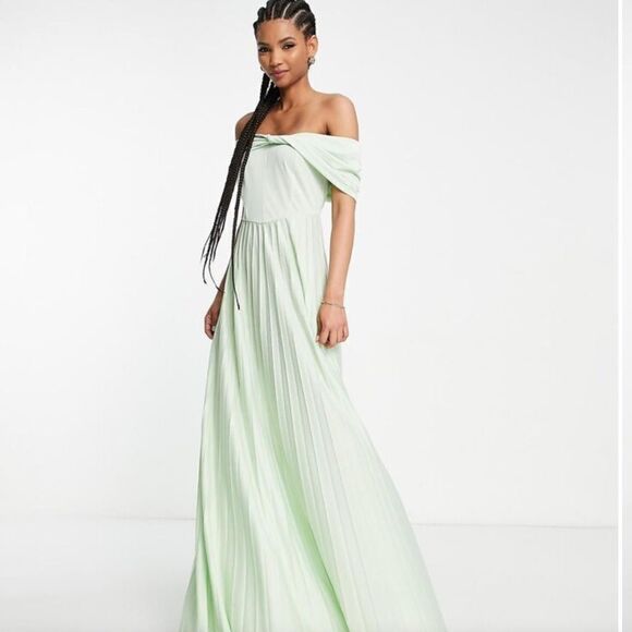 ASOS DESIGN twist front off-the-shoulder pleated maxi dress in sage Mint Green - Picture 16 of 16